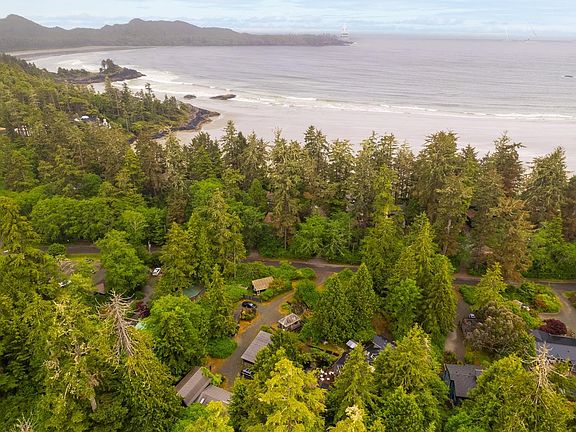 2nd image of 1364 Chesterman Beach Rd