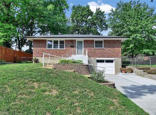 9215 Radio Dr, Saint Louis, MO
