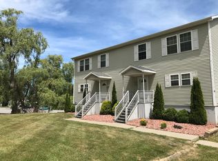 101 8th St #A, Saratoga Springs, NY 12866