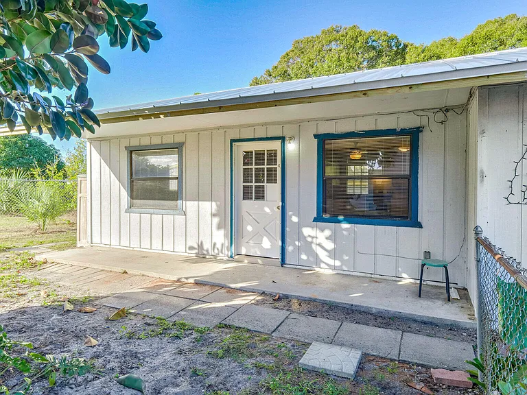 3147 Naylor Ter — Photo 11