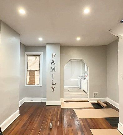 4th image of 719 N De Kalb St