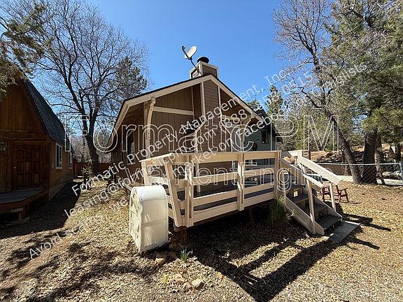 2nd image of 672 Highland Ln