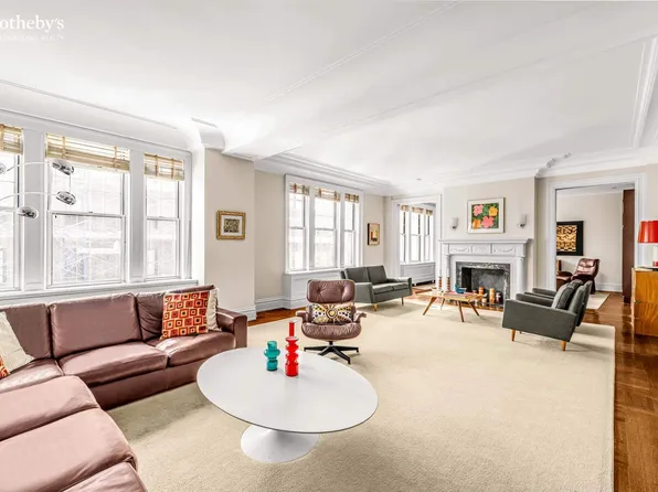 875 Park Avenue image 1 of 14