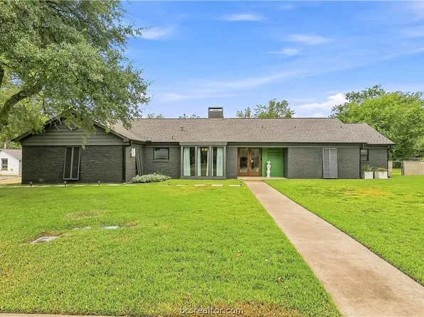 1108 Skrivanek Dr, Bryan, TX 77802