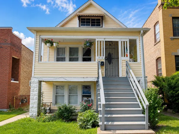1510 Harvey Ave, Berwyn, IL 60402