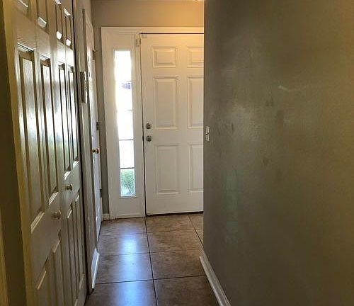 4th image of 7402 Palm Hills Dr