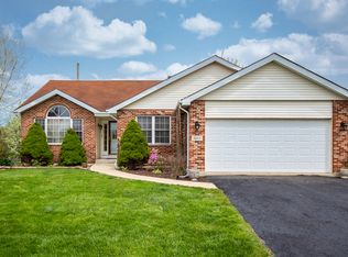 3201 Sandy Ridge Dr, Steger, IL 60475