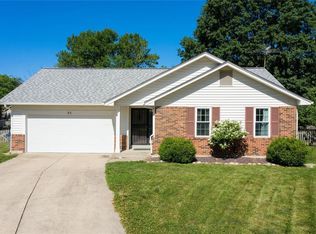 20 Amesbury Ct, Saint Peters, MO 63376
