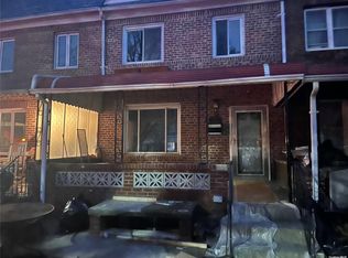 6133 82nd St, Middle Village, NY 11379