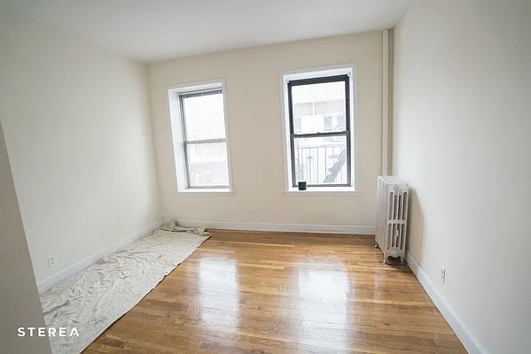 Rented by Sterea Agency | media 30