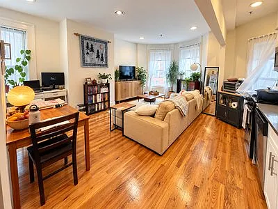 22 Brainerd Rd #27