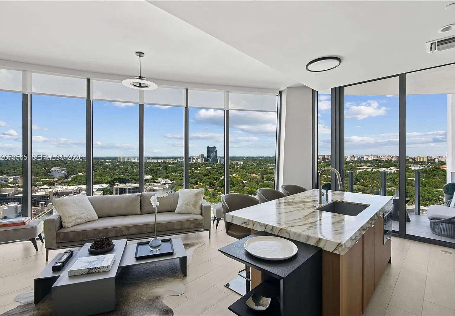 Club Residences At Park G — Photo 4