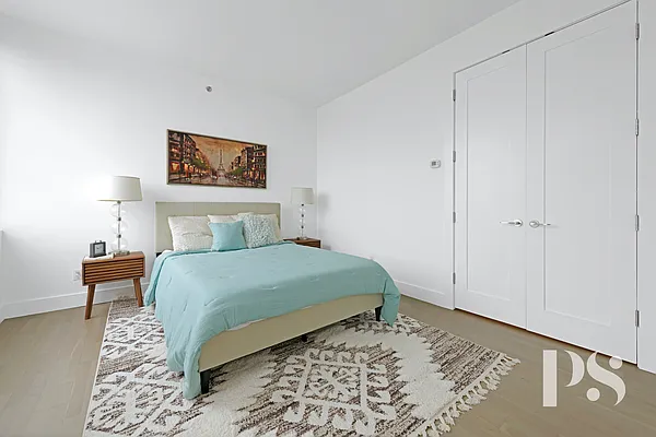 Sold by Compass | media 17