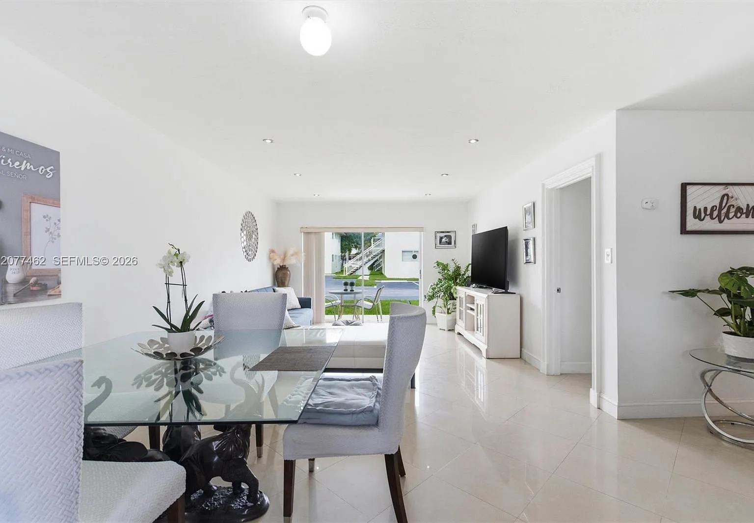 Village At Dadeland Condo — Photo 1