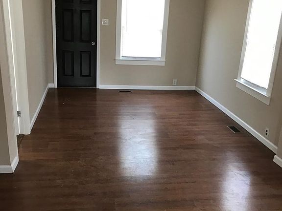 3rd image of 26544 Brettonwoods St