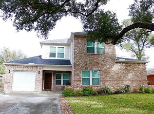 1114 W 30th St, Houston, TX 77018
