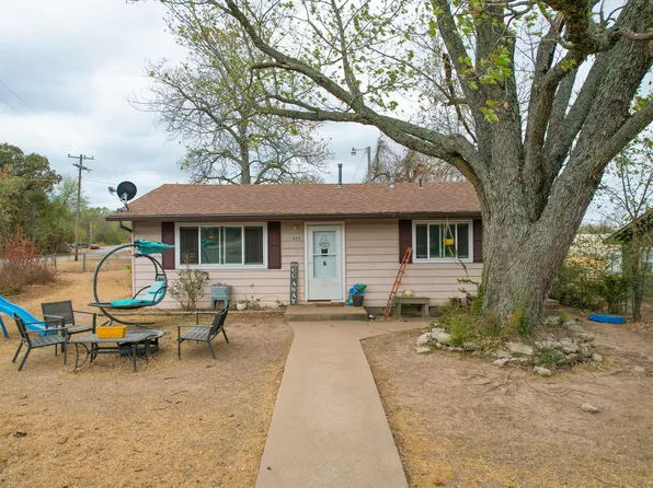 633 S 10th St, Jay, OK 74346