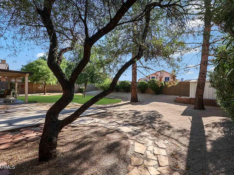 14215 N 56th Pl — Photo 43