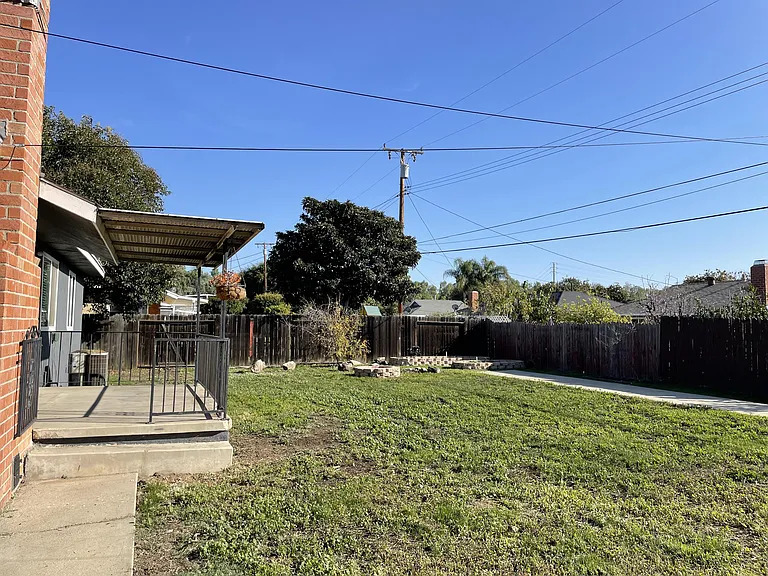 2634 Balfour Ave — Photo 38