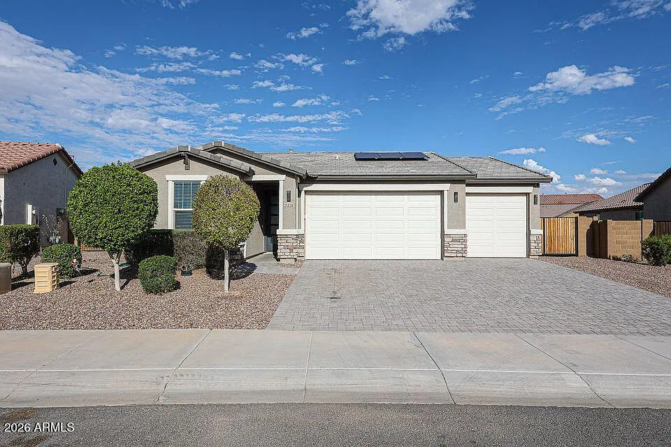 2221 S 180th Dr
