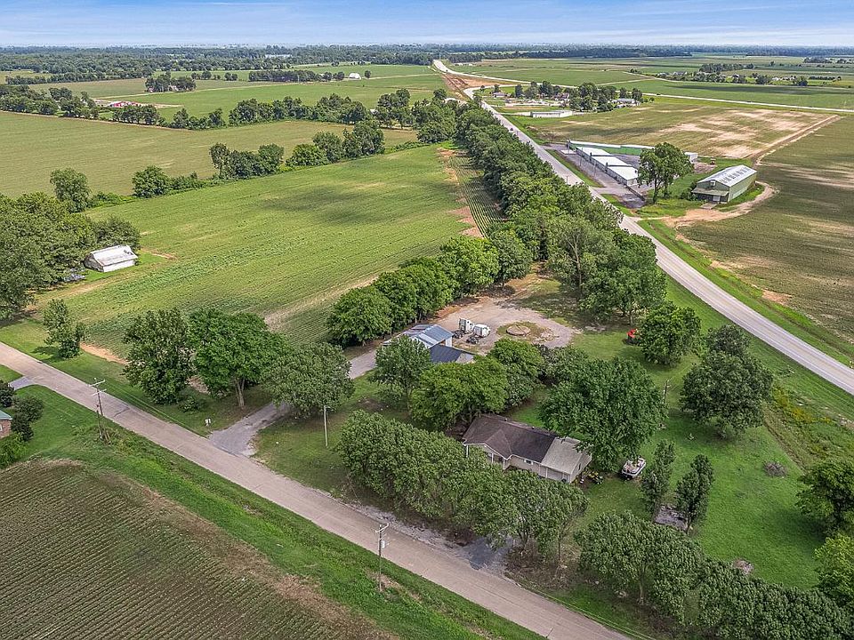 2nd image of 2805 W County Road 314