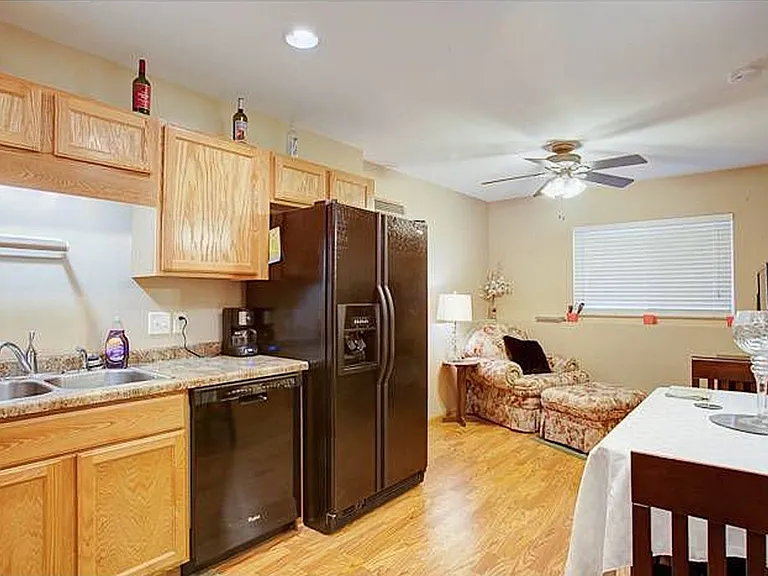 96 Valley Ln — Photo 3