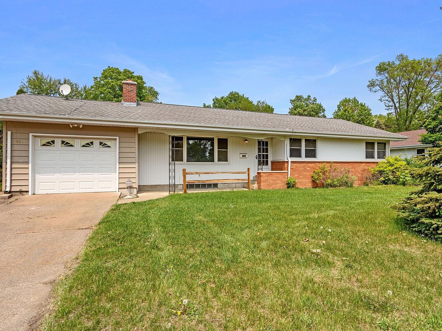 921 Washington St, Anoka, MN 55303 | Zillow