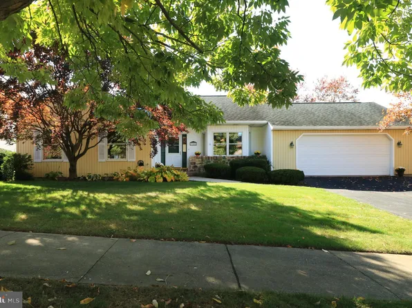 906 Lillian Cir, State College, PA 16801