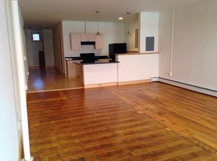 22 Cross St APT 2, Bangor, ME 04401