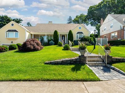 168 Dunwoodie Street, Yonkers, NY, 10704