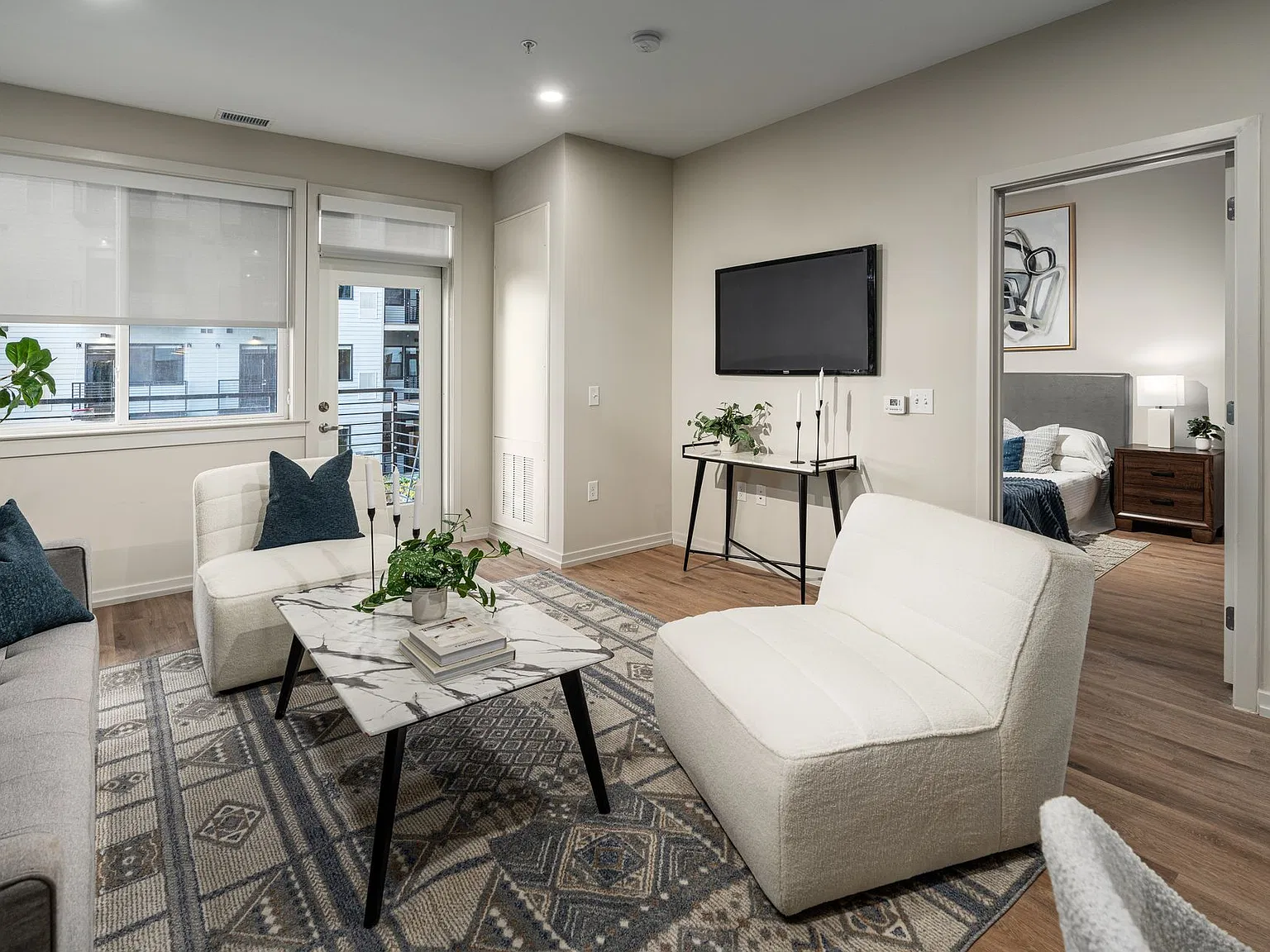 The Keystone Apartments — Photo 3