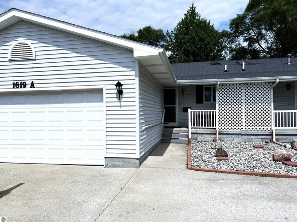 1619 E Gaylord St Unit A, Mount Pleasant, MI 48858