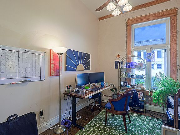 5th image of 202 E San Antonio St APT 123