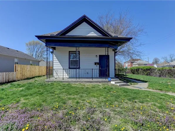 6202 Carnegie St, Saint Joseph, MO 64504