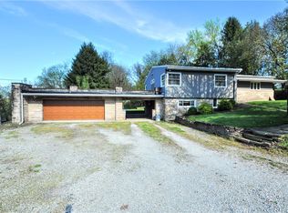 203 Cresswood Dr, Elizabeth, PA