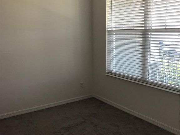 4th image of 15687 Kinnow Mandarin Ln