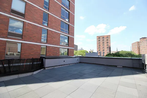 Rented by Hagstrom Management Inc | media 49