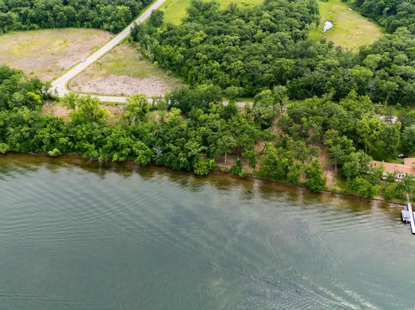 21297 Broadwater Dr, Pelican Rapids, MN 56572