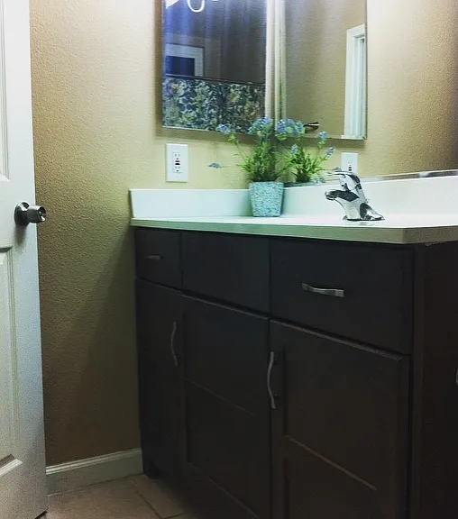 Woodlawn Apartments — Photo 6