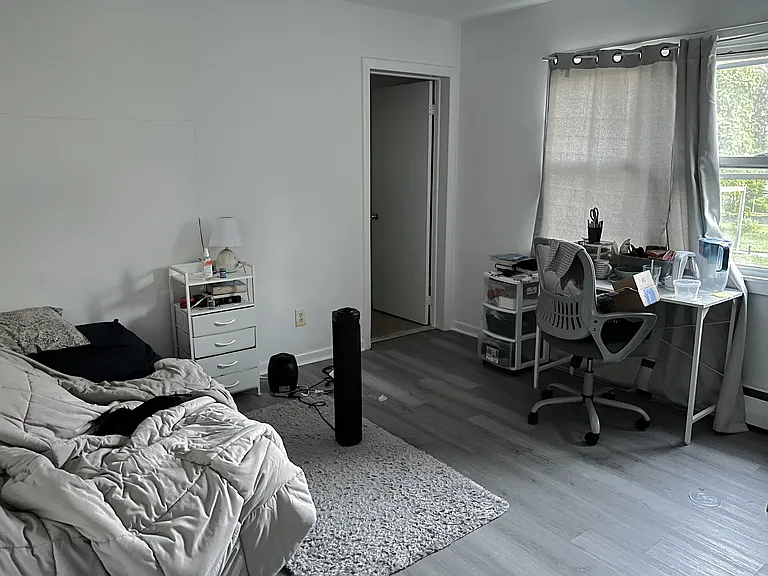 65 Lee St #1 — Photo 2