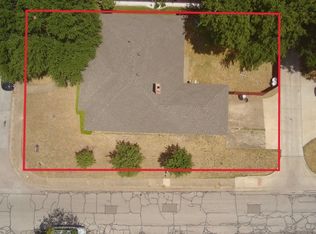 702 Granada Dr, Duncanville, TX 75116