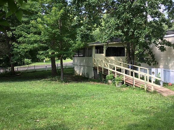 back yard, sun room entrance