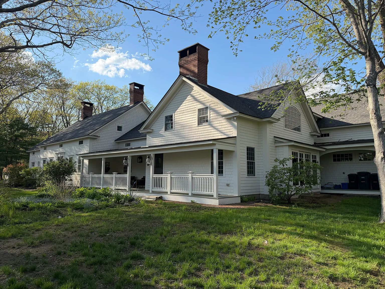 2 bed, 1000 sqft, $2,600 — Photo 1