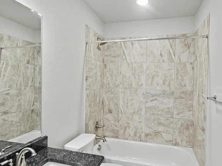 1250 Lakeway Crossing Dr — Photo 16