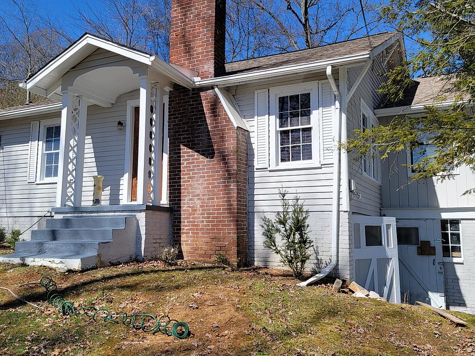 1st image of 4419 Valley View Dr