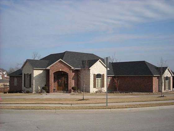 1st image of 3629 Graystone Dr S