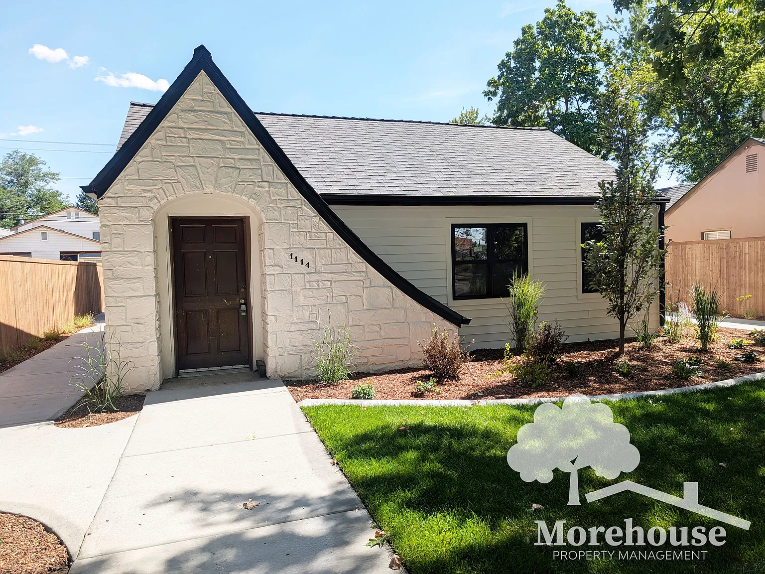 1 bed, 715 sqft, $1,745 — Photo 3