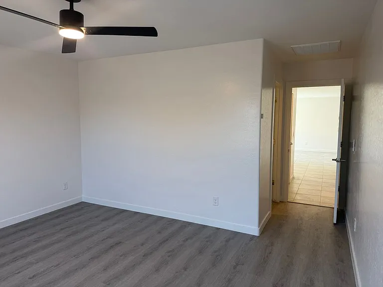 36605 W Mondragone Ln — Photo 10