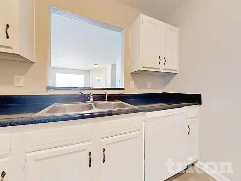 5314 Cliff Ridge Dr — Photo 6
