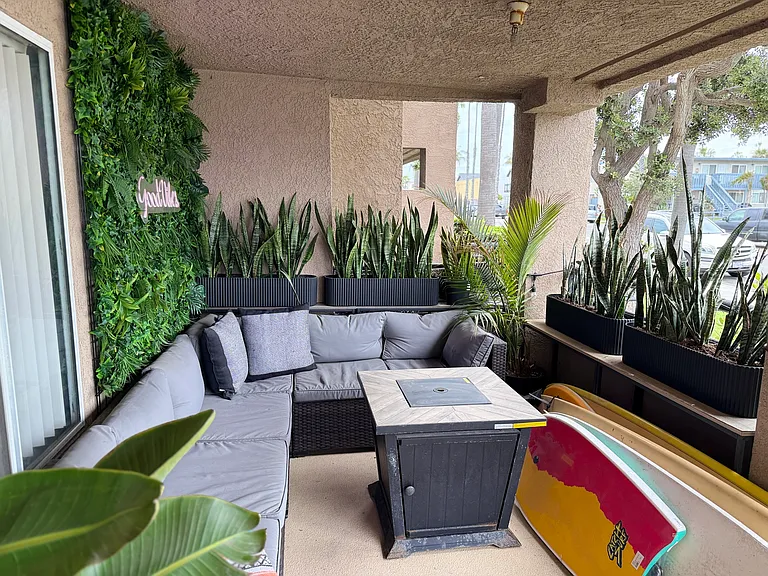 1200 Pacific Coast Hwy #106 — Photo 29